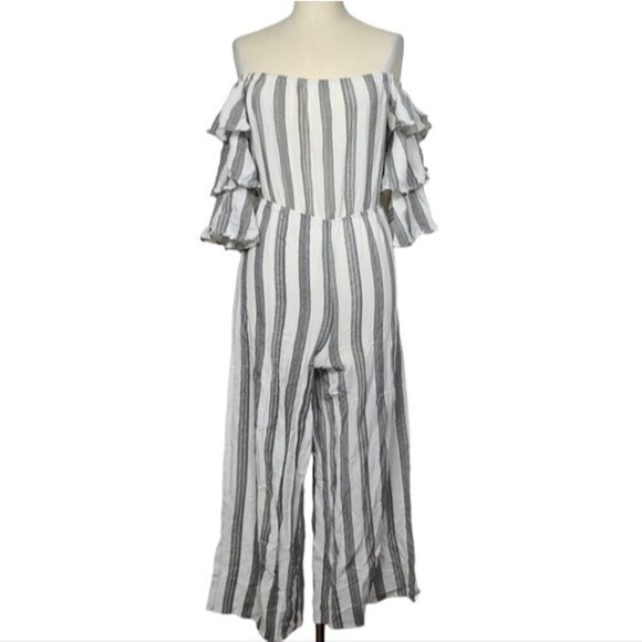 Flying Tomato Off Shoulder Striped White Gray Jumpsuit XS - Picture 1 of 8
